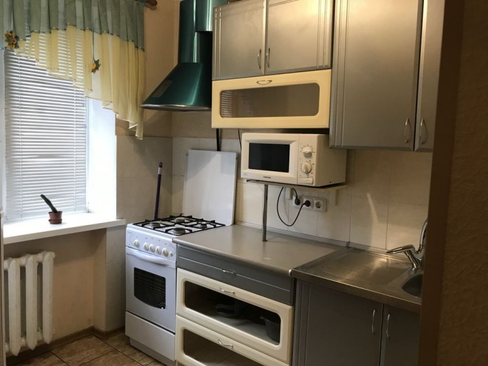 Оренда 1 кімнатної квартири в центрі - фото 1