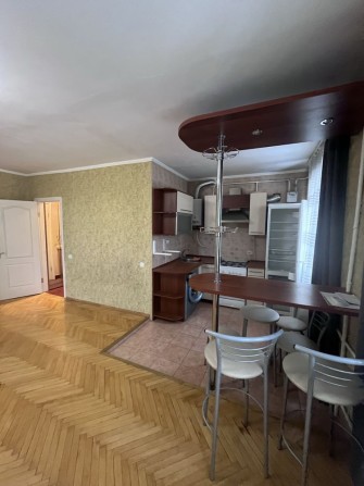 Здам 2- х кімнатну квартиру в центрі міста - фото 1