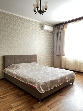 Оренда 1 кімн квартири по Пр Перемоги 119А. Центр. Командировочні - фото 1