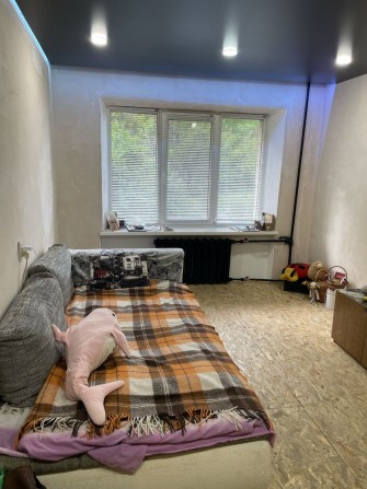 Оренда однокімнатної квартири в р-йн "Сосновий бір" на короткий термін - фото 1