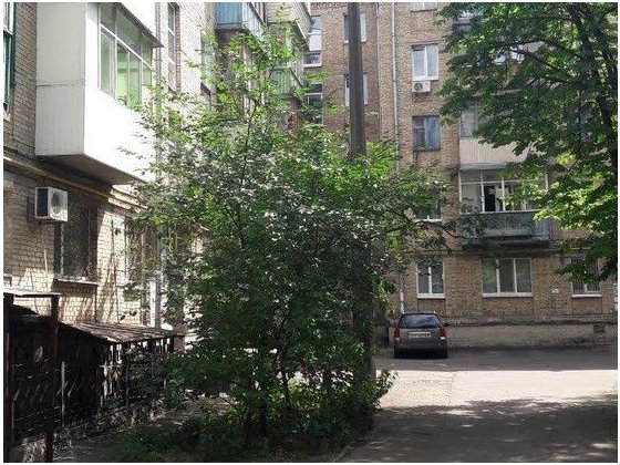 Сдам 2-х комн.кв-ру Дарницкая площадь, ул.Строителей 12 Киев