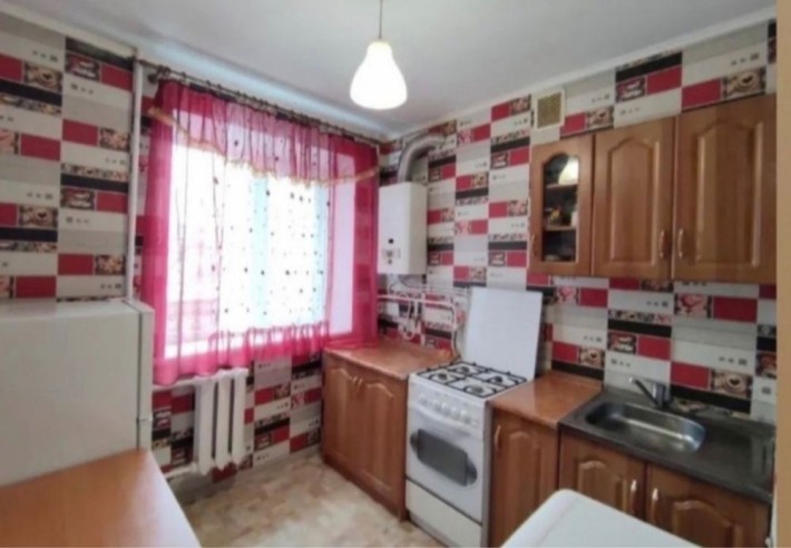 Сдам 1 ком . квартиру ! - фото 1