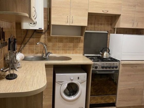 Сдам 2-ком квартиру р-н просп Поля Днепр