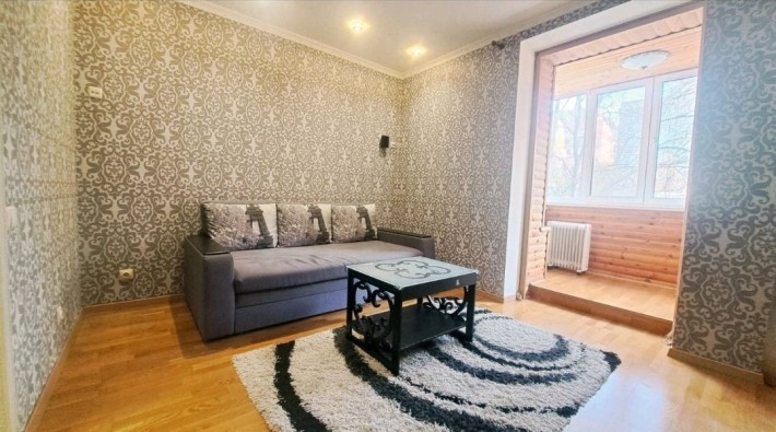 Сдам 2х ком.квартиру с ремонтом на ул.Мономаха - фото 1