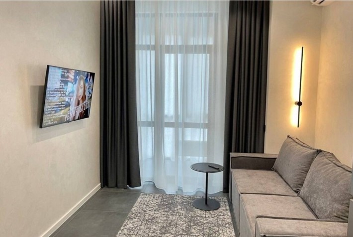 Сдам 2х ком.квартиру с ремонтом в ж/к ЖЕНЕВА - фото 1