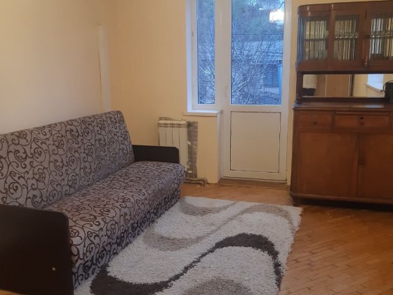 Метро "Голосіївська" пішки! Окрема квартира в приватному секторі Київ