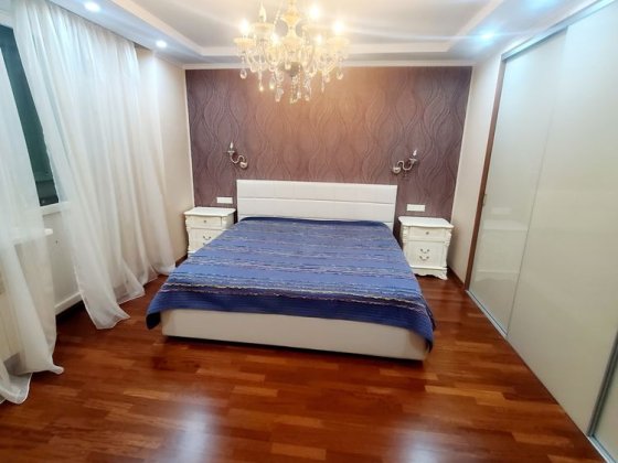 Оренда на діловій 2б Киев