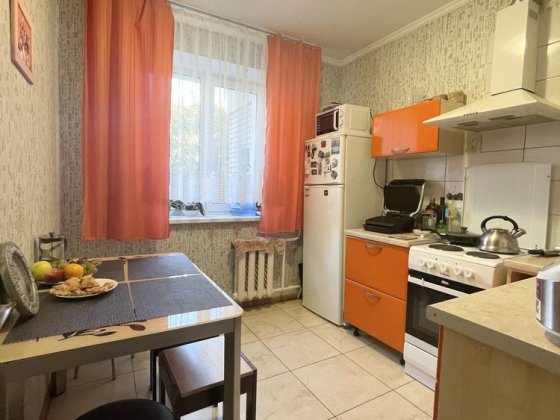 Здаэться 2 к квартира, уентр, вул. Князя Ярослава Мудрого,20 Днепр