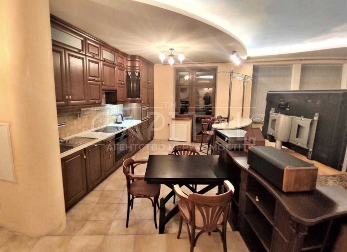 Оренда / Квартира / 115 м2 / вул. Павлівська 18 / Шевченківський район - фото 1