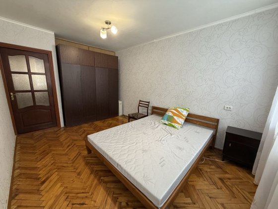 Оренда 2 кк квартири на Космонавтів , роздільні кімнати , колонка, ре Вінниця