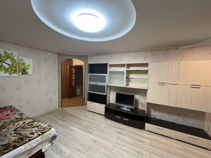 1-кім квартира 46м2 з ремонтом у центрі міста. Світло не вимикають! - фото 1