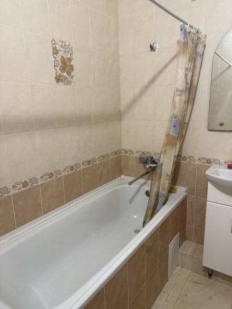 Оренда 1 кімнатноІ квартири Урожаі - фото 1