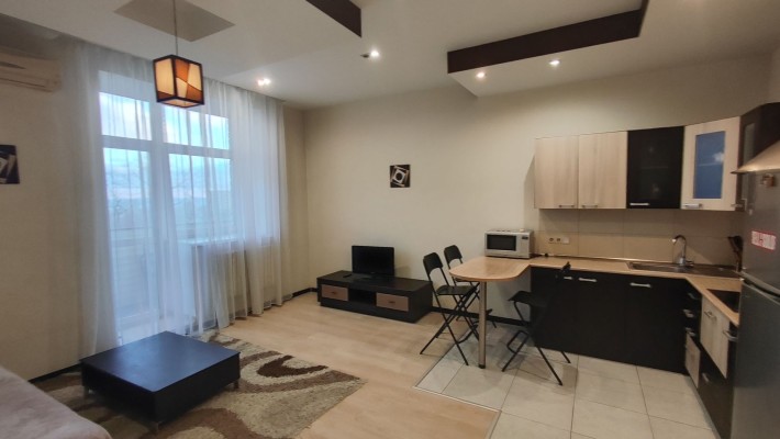 Сдам 2 комнатную студию Гагарина - фото 1