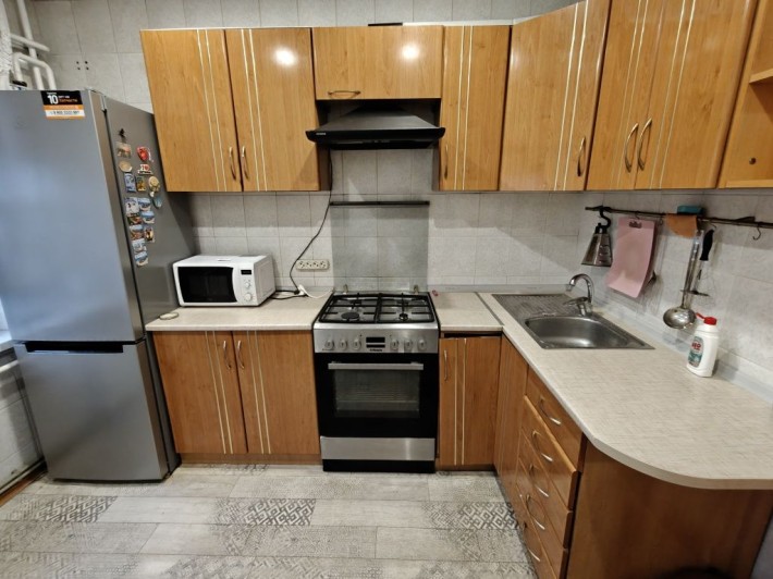 Здам 3к з Індивідуальним  опаленнямна Пирогова - фото 1