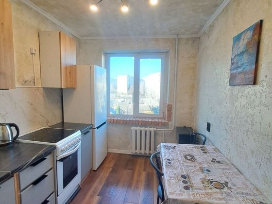 Здається чудова 3 кімната квартира район ринку Урожай. Винница