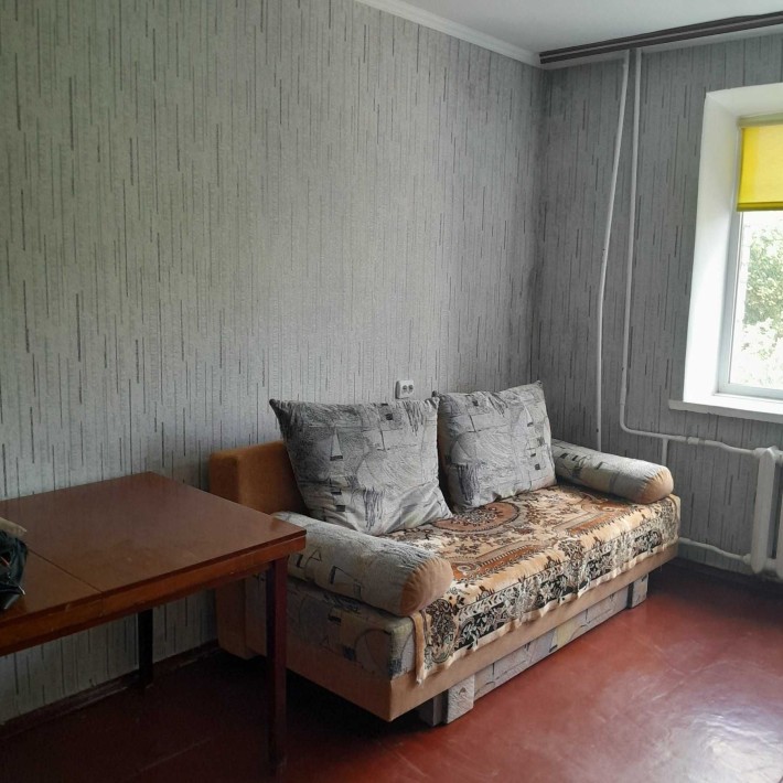 оренда  ДВОХ  кімнат в гуртожитку, ремонт , меблі , побутова техніка. - фото 1