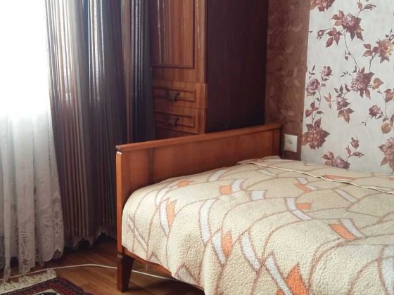 Оренда 1 к квартири Бориспільська 47, Дарницький, Червоний хутір 7200 Київ