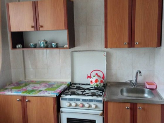 +Сдам 1 ком.квартиру ул.Космическая 4500 гр.+ком.усл.