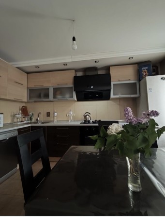 Сдам 3х комнатную квартиру с ремонтом Хортицкий район - фото 1