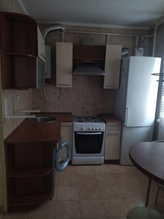 Сдам двухкомнатную квартиру в центре города - фото 1