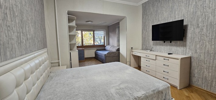 Оренда трьохкімнатної квартири на Корбутівці 20000 - фото 1