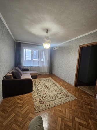 Сдаю 1 ком. кв. на Песках 4 Юж. - фото 1