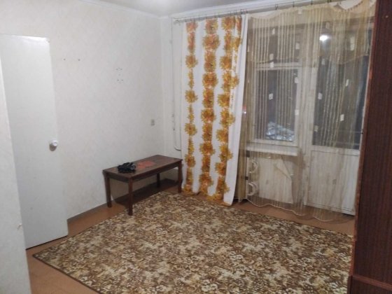 Сдам 1-комн. квартиру на 2 этаже, газ. Красный Камень. Питомцы. Гараж Дніпро