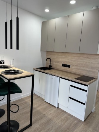 Перша здача! Новий ремонт, метро Вирлиця 5 хв! ЖК Метропарк - фото 1