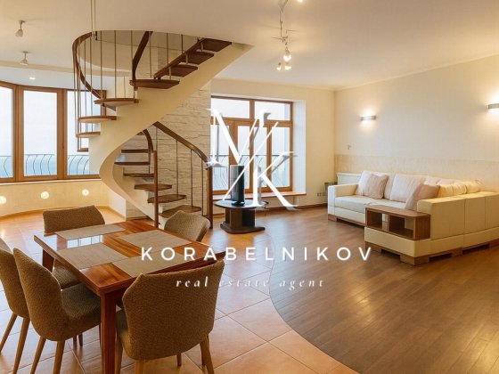 Оренда великої 2-кімнатної квартири — Київ, вул. Клінічна 23–25 Киев