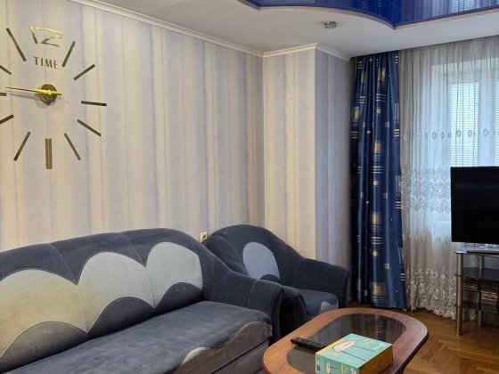 Оренда однокімнатної квартири у Комунарському р-ні (Нагнібіди 15)