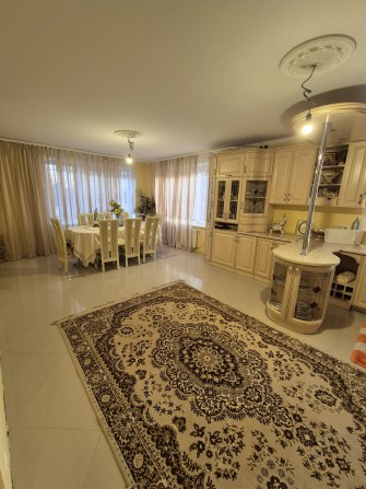 Здаю 2 кім квартиру 120м2 вул.Заболотного - фото 1