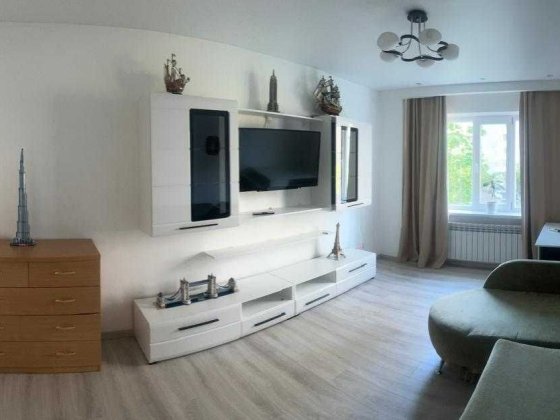 Аренда 2х кімнатна пр-кт Червоної калини 72  +подземная парковка Киев