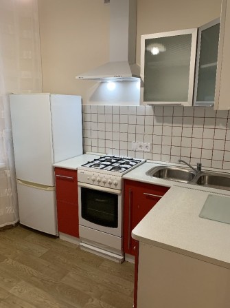 Здається 2к сталінка біля м.Голосіївська, від власника! - фото 1