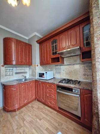 Оренда 2к квартири Харківське шосе 13, сталінка - фото 1