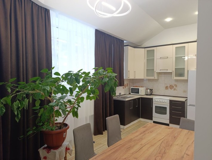 Оренда унікальної 1 кімнатної квартири у самому центрі Житомира - фото 1