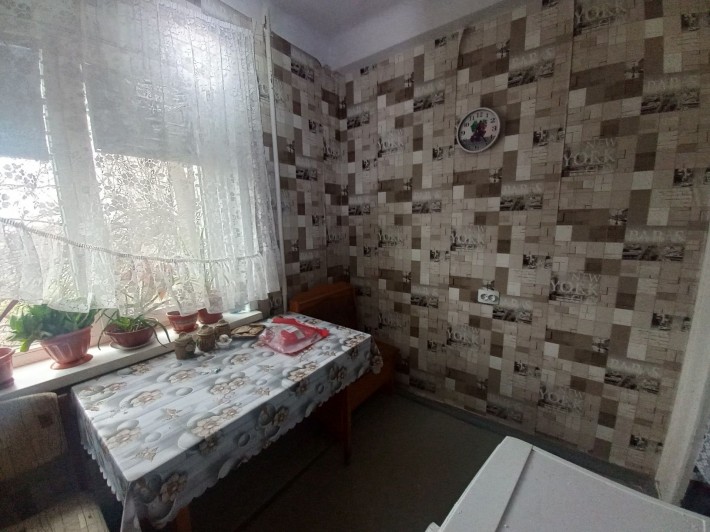 1 комн кв Космос, 1этаж - фото 1