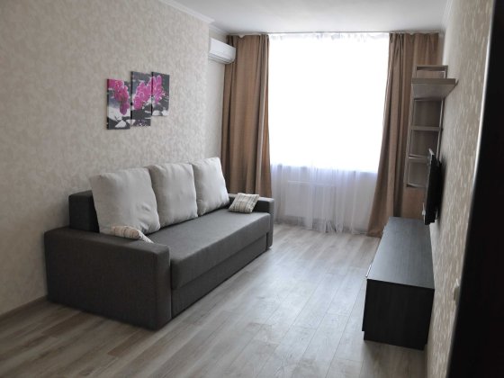 Оренда 1 к А. Ахматової 22 М Позняки Київ