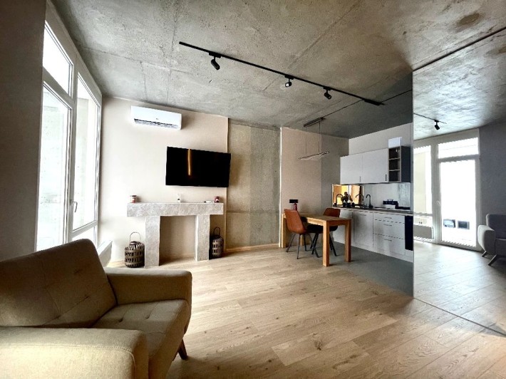 ЖК Варшавский плюс .Власник - фото 1