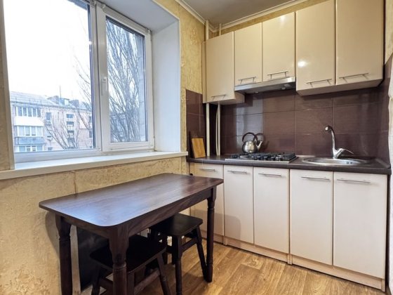 Можна з тваринами - 1 кімнатна укомплектована Кропивницкий