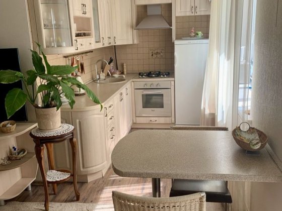 Сдам своб 2х комнатную квартру Днепр