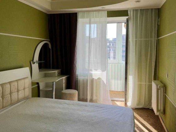 Здается 3-кімнатна квартира на проспекті Героїв, 14а Днепр