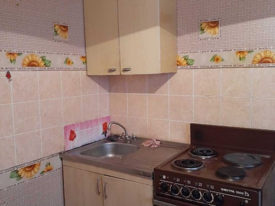 Сдам1к кв на Фрунзенском,пустая Днепр