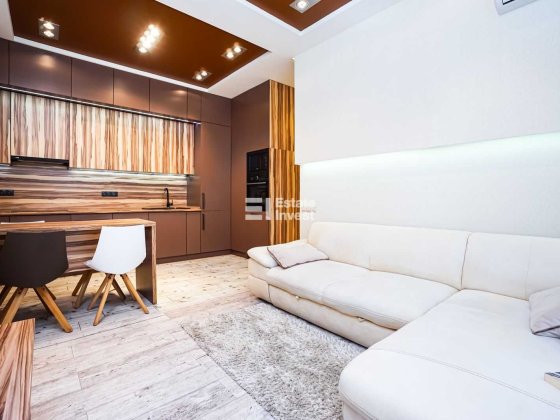 Пропонуємо в довгострокову оренду 1-кімнатну квартиру в ЖК Посольський Київ