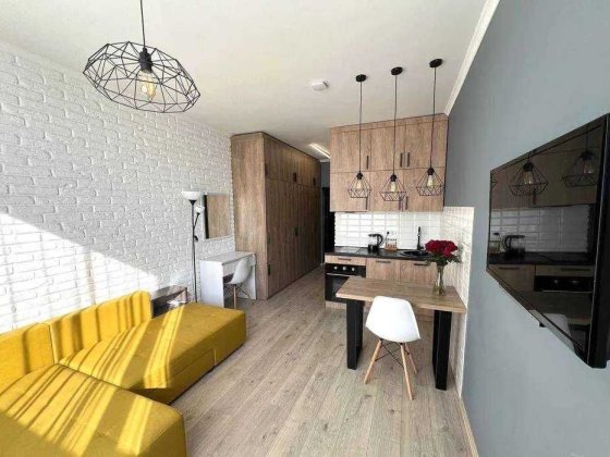 Здається квартира-студія на проспекті Соборності Київ