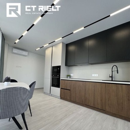 Є ГЕНЕРАТОР 2-кім 68 м2 в ЖК Метрополіс, вул. Заболотного, 1-А - фото 1