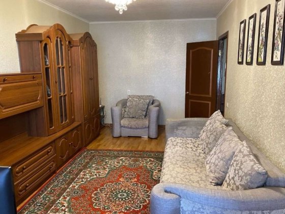 Сдается 1 комнатная квартира ул.Автозаводская, 5 этаж  Пески