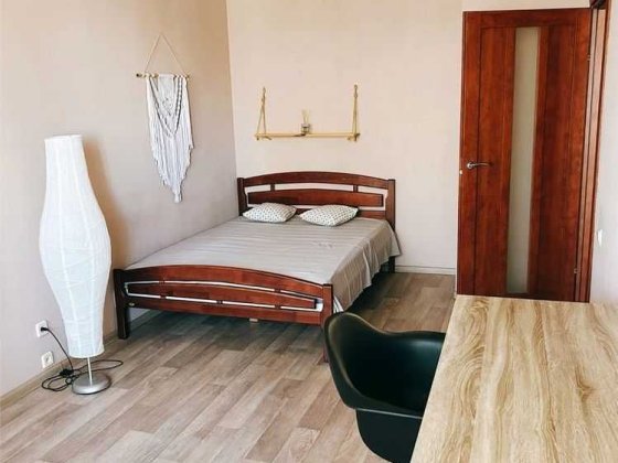 Оренда однокімнатної квартири , ул. Дмитрий Донцова 4 Днепр