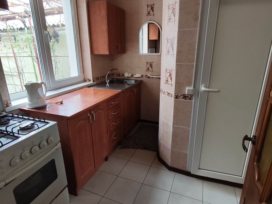 1 ком сдам Победа-5 ( черный АТБ)