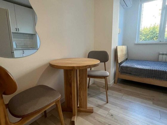 1 кім, Академіка Ефремова 27, метро Академмістечко 12 хв пішки Киев