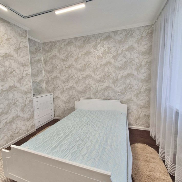 1 кімнатна біля Епіцентру з ремонтом, меблями та технікою - фото 1